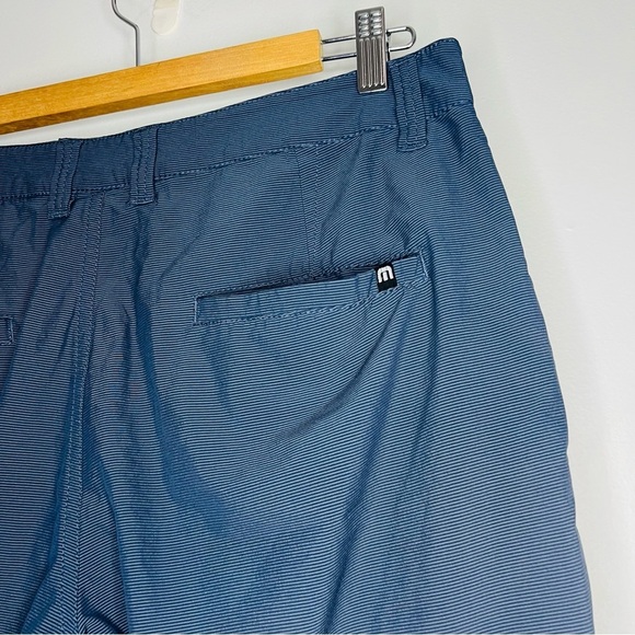Travis Mathew Vintage Indigo Carsbad Golf Shorts 32W - Picture 5 of 6
